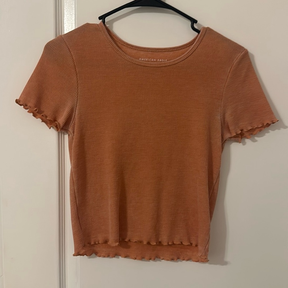 American Eagle crop top tee